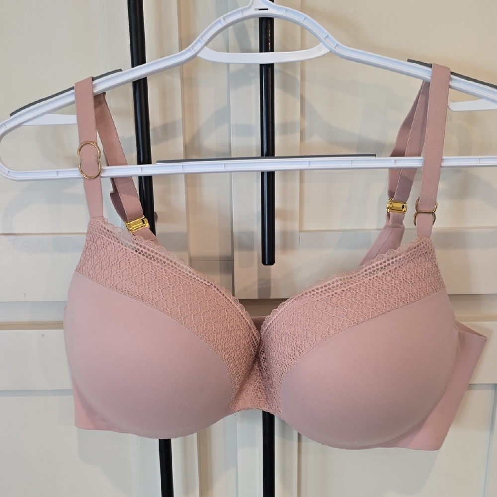 Victoria's Secret Underwire Incredible Perfect Shape Bras